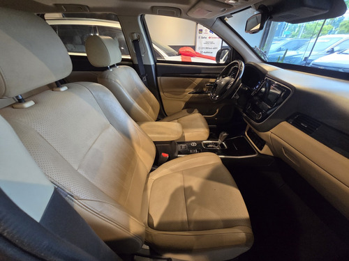 Mitsubishi Outlander 3.0 GT 4X4 V6 24V GASOLINA 4P AUTOMÁTICO