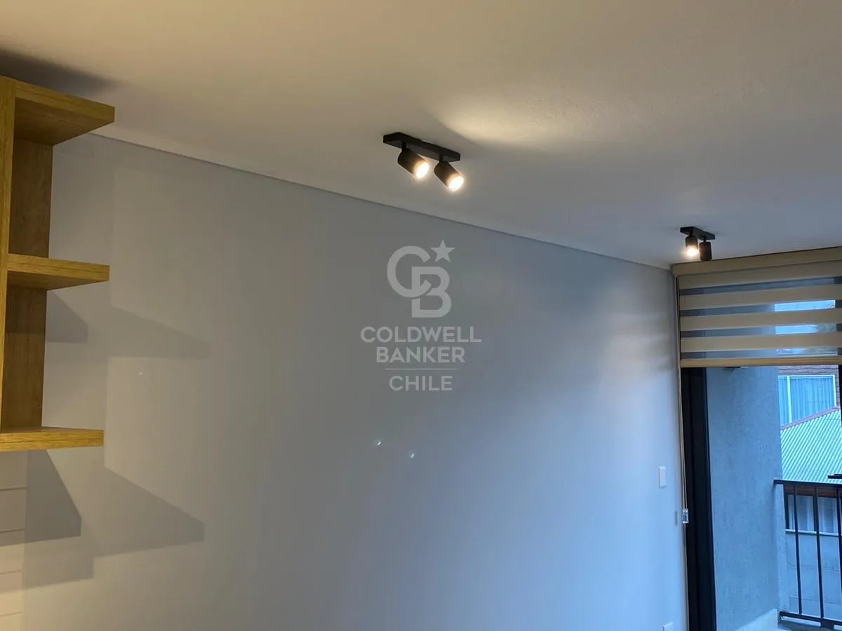 Imagen 4 de 17 de A Orillas Del Lago Llanquihue | Estacionamiento