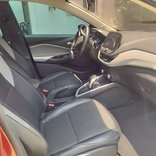 Chevrolet Onix 1.0T Premier Sedan At