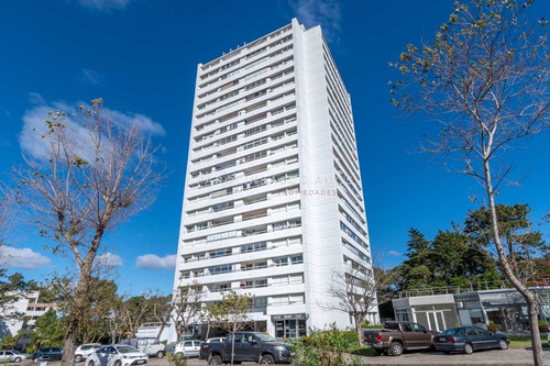 Imagen 30 de 30 de Venta Apartamento Dos Dormitorios En Torre Punta Del Este