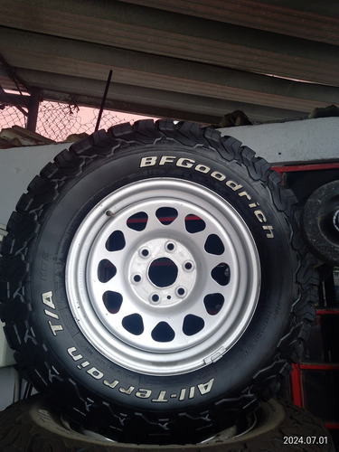 Llantas Bfoodrich All-terrain T/a Ko2 Lt 265/70r17 Con Rin (Usado)