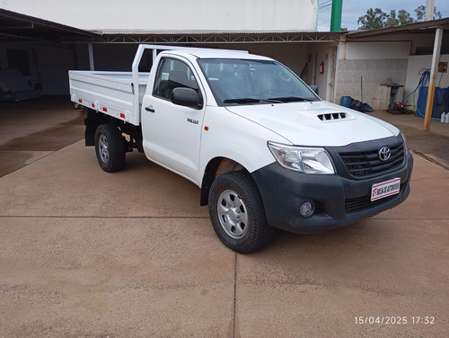 Toyota Hilux 3.0 Cab. Simples Chasis 4x4 2p