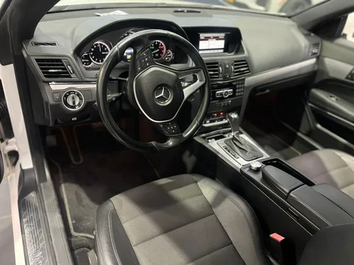 Mercedes Benz E200 Cgi At 4x2 1.8