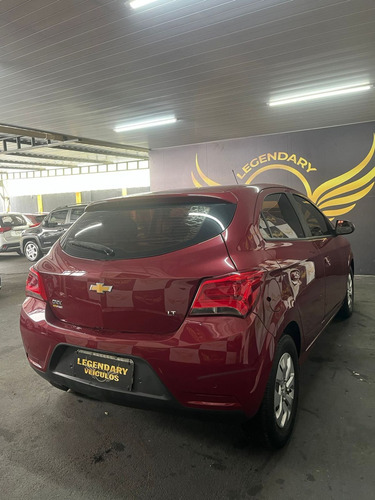 Chevrolet Onix HATCH LT 1.0 8V FlexPower 5p Mec.