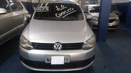 Imagem 7 de 9 de Volkswagen Fox 2011 1.6 Vht Prime Total Flex 5p