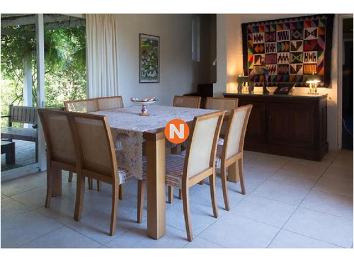 Casa En Venta, Mansa, Punta Del Este, 4 Dormitorios.- Ref: 209481