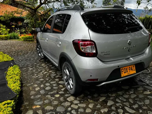 Renault Stepway 1.6 Dynamique / Intens Automática