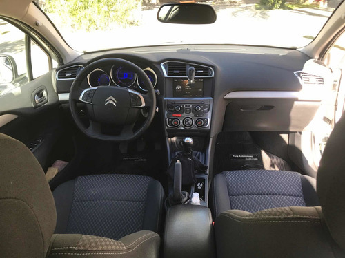 Imagen 8 de 8 de Citroën C4 Lounge 2015 1.6 Tendence Hdi 115cv Am16