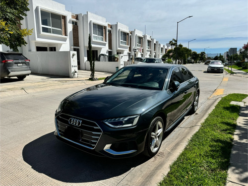 Audi A4 2.0 T Select 190hp Dsg
