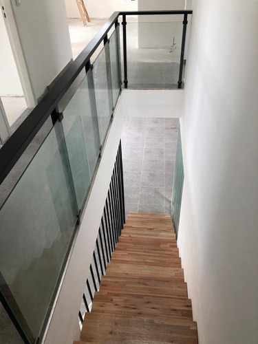 44 E/ 16 Y 17 - Duplex De 3 Dor