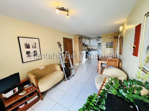 Apartamento En Venta Clnas De La Tahona 26-335 Xiolimar Loza