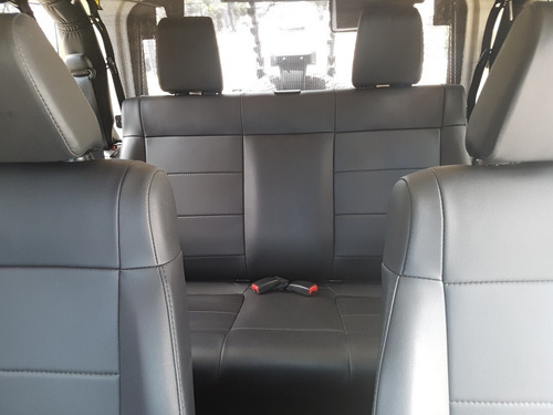 Jeep Wrangler Sahara 3.8