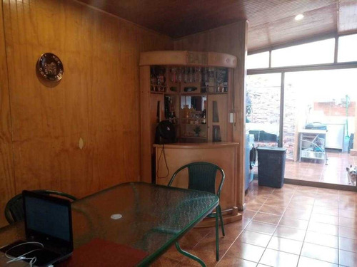 Estupenda Casa Remodelada, Excelente Ubicación.