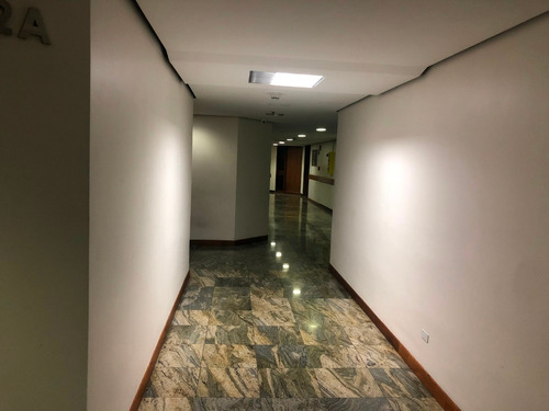Imagen 2 de 9 de Portafolio Siete Vende Oficina En El Ccct-chuao
