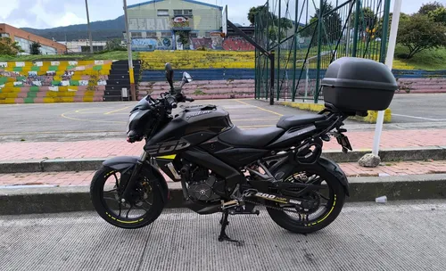 Ns 200