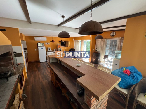 Imagen 20 de 25 de Casa En Venta - Mansa