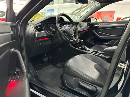 Volkswagen Jetta 1.4 R-line 250 Tsi Flex Aut. 4p