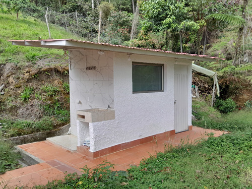 Ganga Finca En Silvania, Motivo Viaje!
