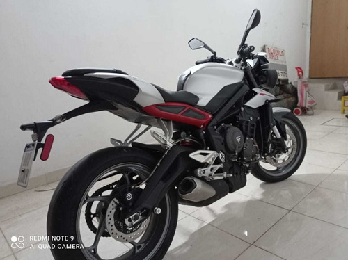 Triumph 765 765
