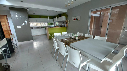 Casa En Alquiler Anual En Barrio Malibu Canning