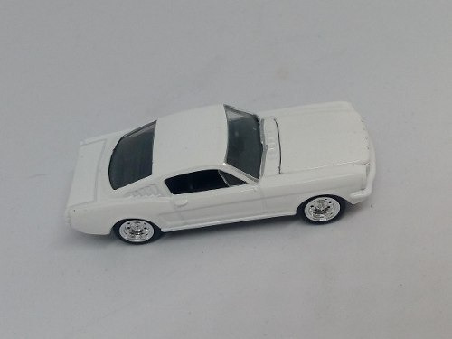 Johnny Lightning 1965 Ford Mustang Para Customizar 1:64