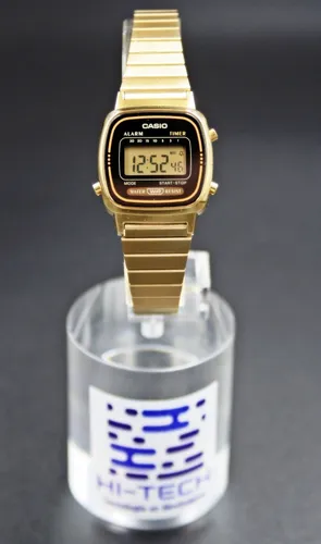 Reloj Casio LA-670WGA-1VT Dorado