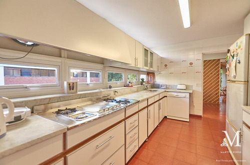 Imagen 13 de 22 de Oportunidad Piso 5 Amb, 2 Cocher,baule, Depend Edificio Aisenson