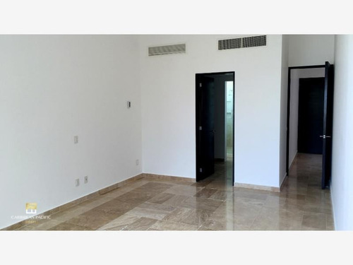 Imagen 2 de 12 de Casa Sola En Venta Playa Del Carmen Centro