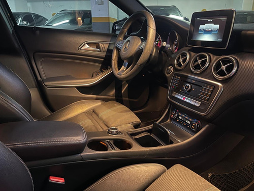 Mercedes-Benz A200 4 Cilindros 1.3L Turbo