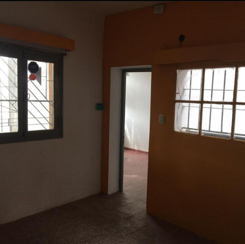 Imagen 4 de 7 de Alquiler Casa 3 Dorm Parque Velez Sarfield