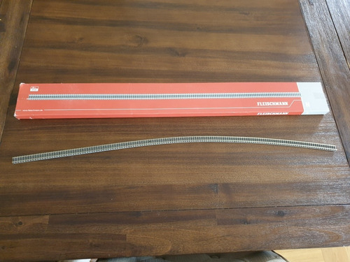 Imagen 3 de 3 de Vìa Fleischmann, Escala N 9106, Flexible Con Balasto