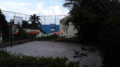 Belíssima Chácara Em Condomínio Fechado