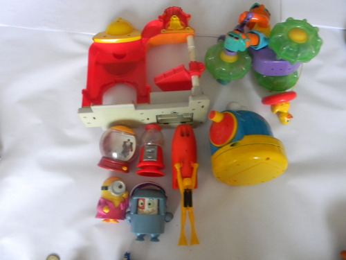 Lote Figuras Disney, Dc Comic, Plaza Sesamo, Marvel Y Otros (Usado)