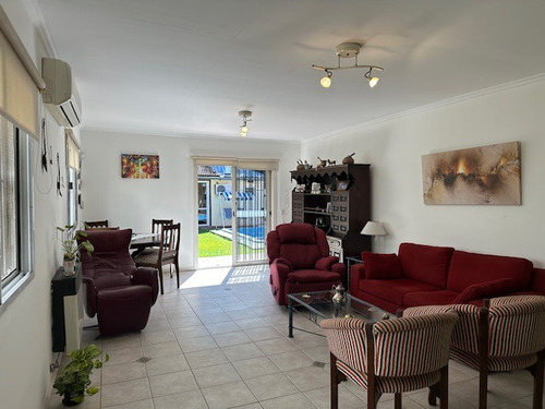 Casa A La Venta En Don Torcuato