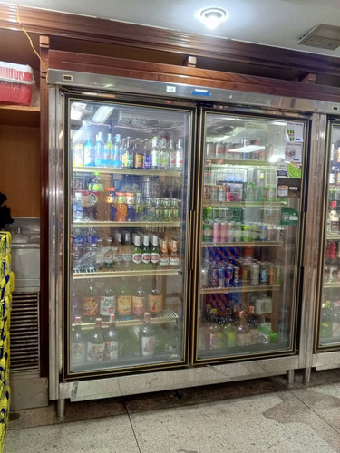 Licoreria En Venta Fondo De Comercio Zona Norte De Valencia Con Amplio Stock