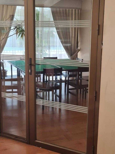 Deprtamento Renovado, Un Dormitorio, Cerca Metro La Chile