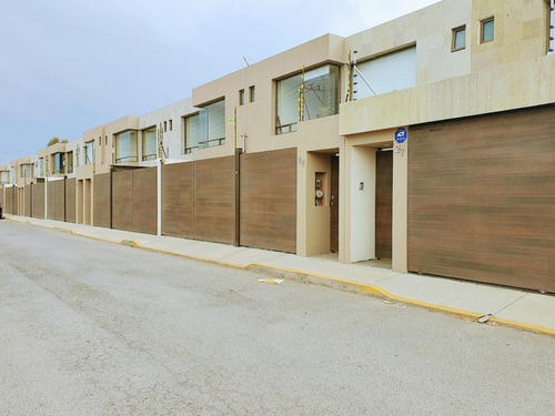 Imagen 2 de 14 de Casa En Venta Independiente A 8 Km Dde Galerias Metepec