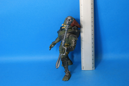 Scavage Predator Kenner (Usado)