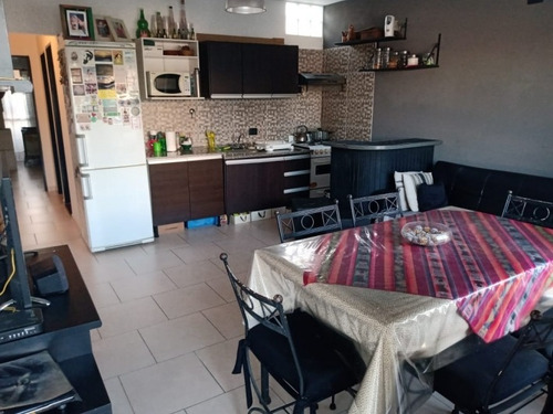 Imagen 3 de 11 de Departamento En Venta En Villa Luzuriaga