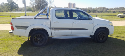 Toyota Hilux Limited At Full ,impecable..