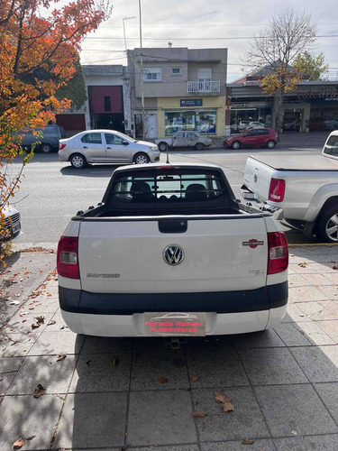 Imagen 5 de 10 de Volkswagen Saveiro 2014 1.6 Ce 101cv Pack Electr. + Seg.