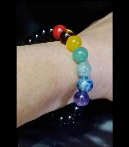 Imagem 1 de 5 de Pedras - Pulseira Pedras Ônix + 7 Pedras Chakras, Cód324p37