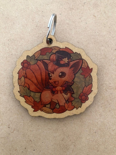 Imagen 4 de 9 de Llavero De Madera - Pokemon Halloween