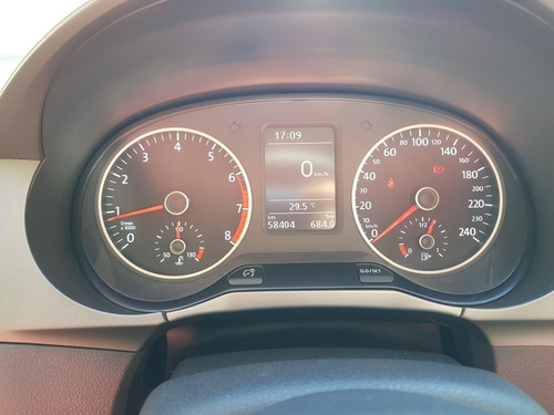 Volkswagen Suran 1.6 Trendline 2016 C/control Crucero