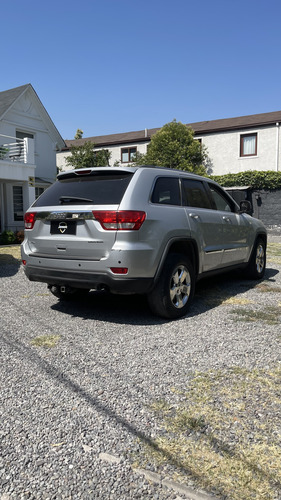 Jeep Grand Cherokee Laredo 4X2 3.6L