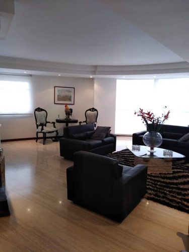Imagen 4 de 21 de Se Vende Ph 286m2 5h/5b/5p Los Naranjos De Las Mercedes 9055