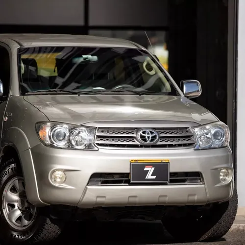 Toyota Fortuner 2.7