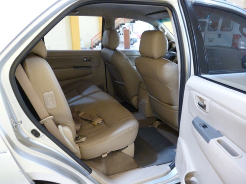 Imagen 12 de 15 de Toyota Hilux Sw4 Srv 2006