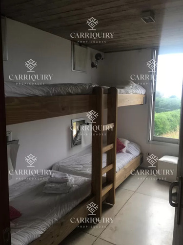 Venta De Casa En Manantiales- El Chorro. 4 Dormitorios En Suite