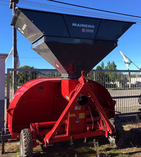 Embolsadora Mainero 2235